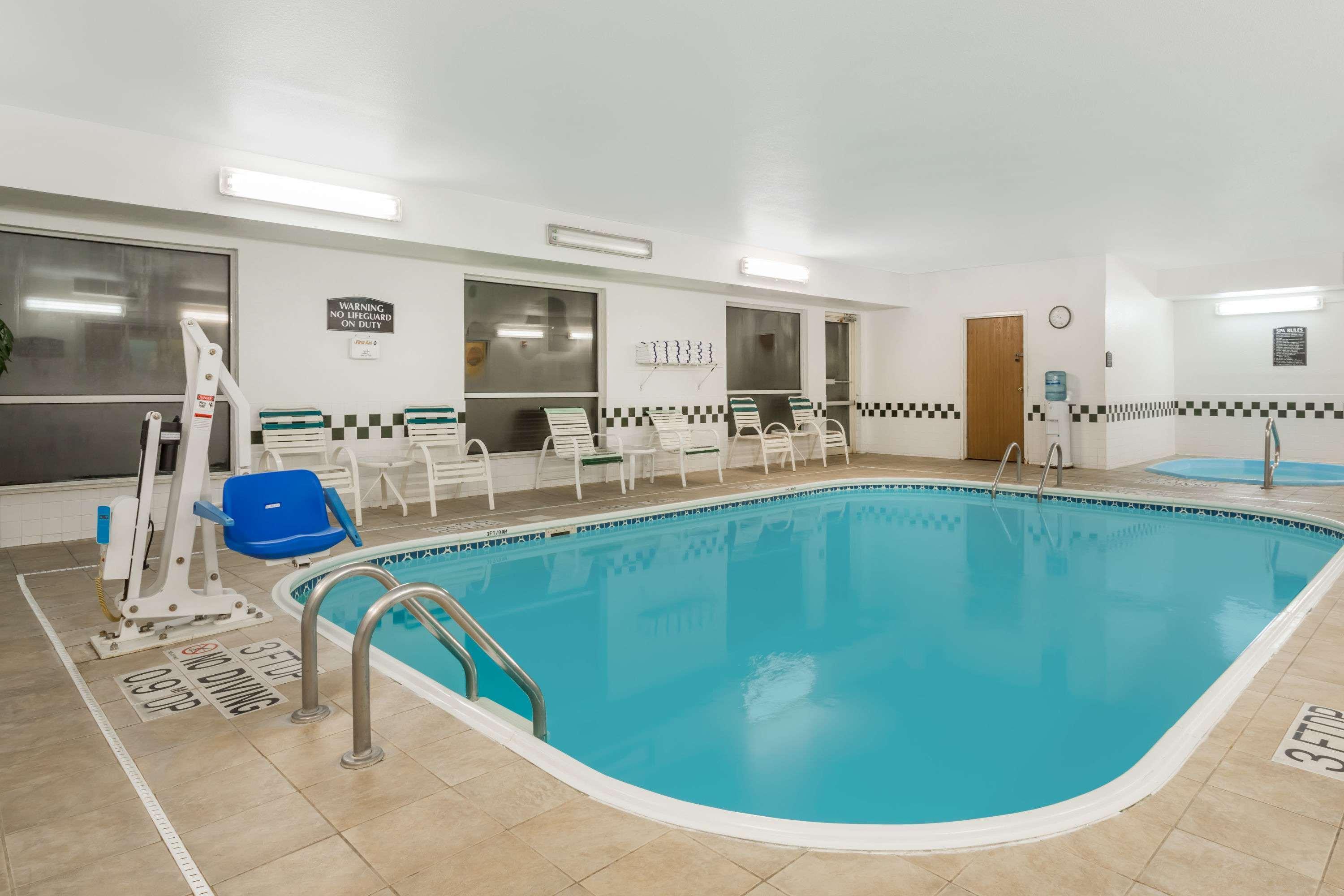 Baymont By Wyndham Billings Hotel Екстериор снимка