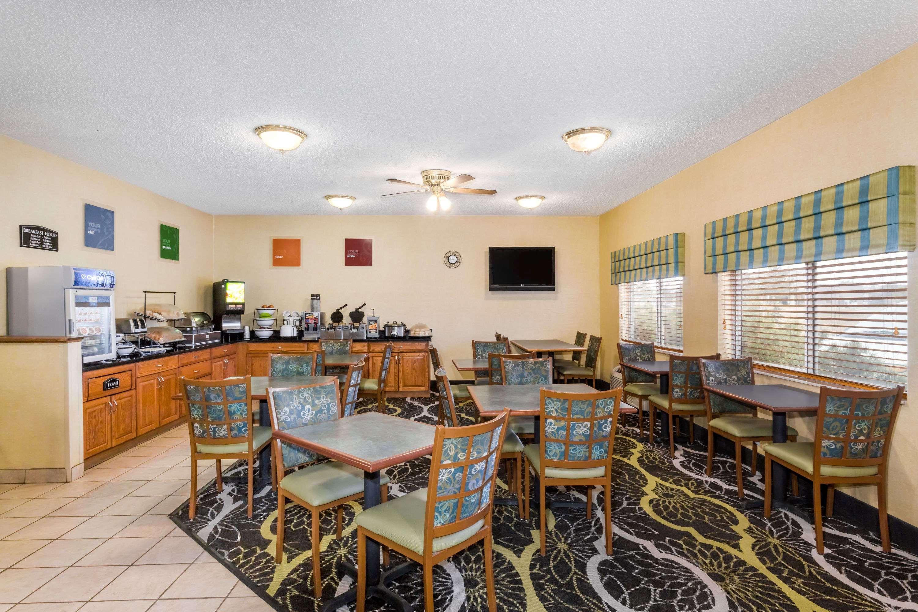 Baymont By Wyndham Billings Hotel Екстериор снимка